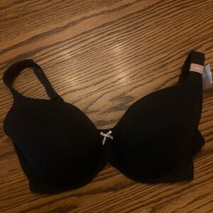 Women’s black 38DDD bra NWT